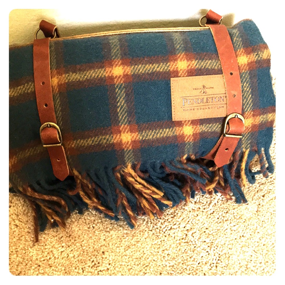 Pendleton Home Collection Blanket